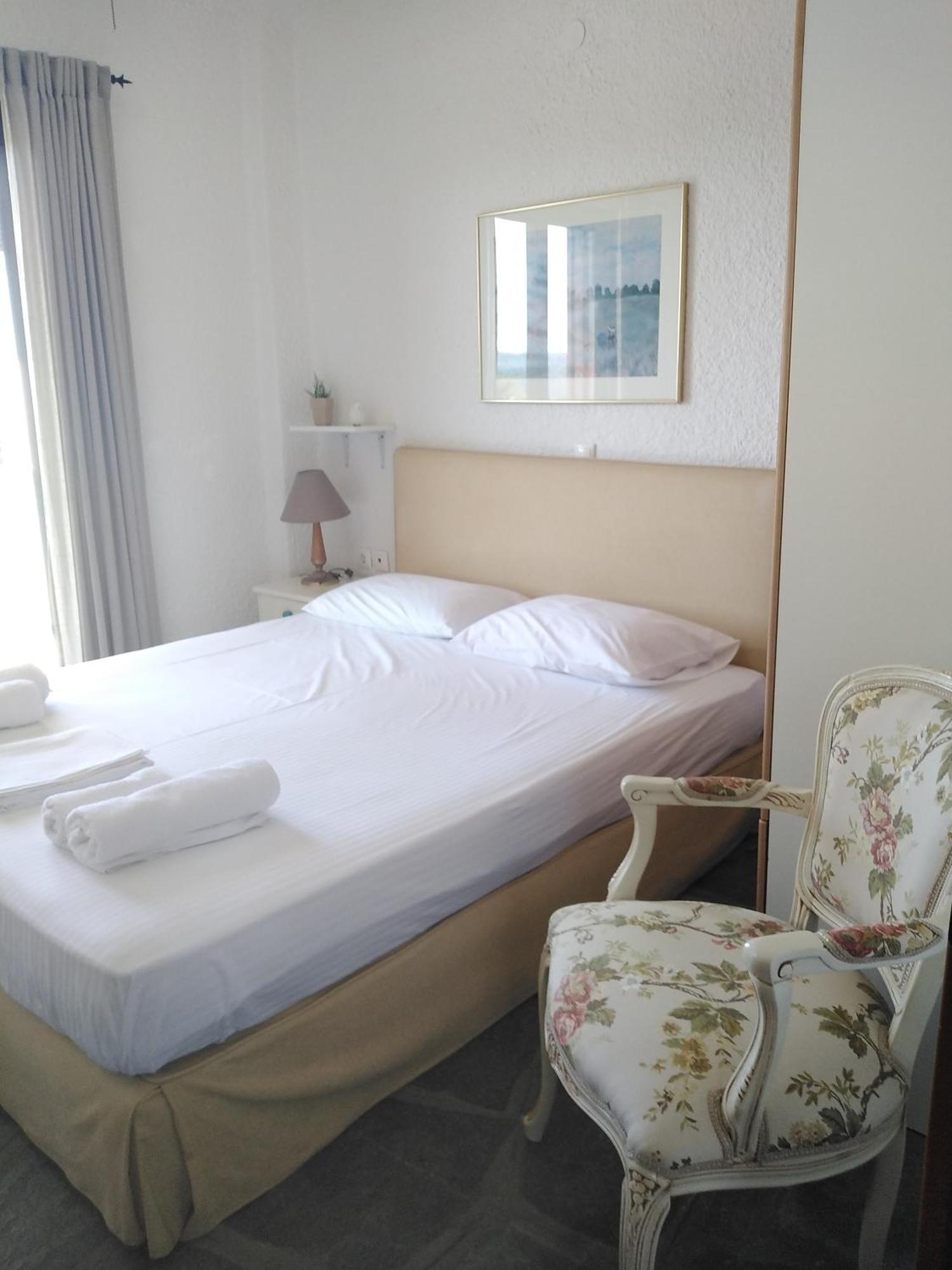 Rebekka'S Guest House Elani Siviri Dış mekan fotoğraf